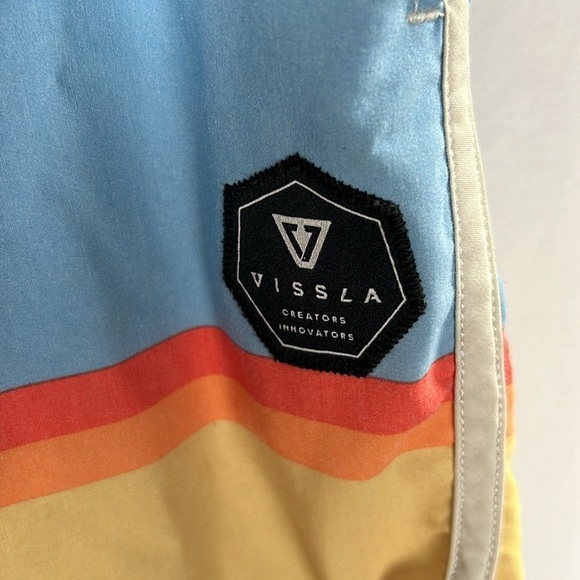 Vissla Point Breaker Ecolastic Striped Board Shorts -Size 22 - Picture 3 of 7